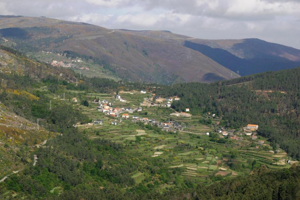 Hotel Quinta Dos 4 Lagares Serrazes Exterior foto